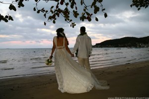 Kaneohe Beach Wedding Oahu Hawaii photos by Pasha www.BestHawaii.photos 123120160032